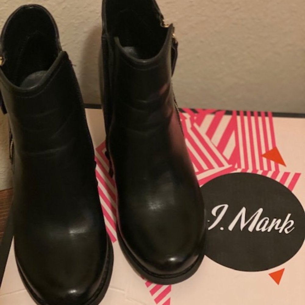J. Mark /Women's Black Irene /Ankle Boots Size 6